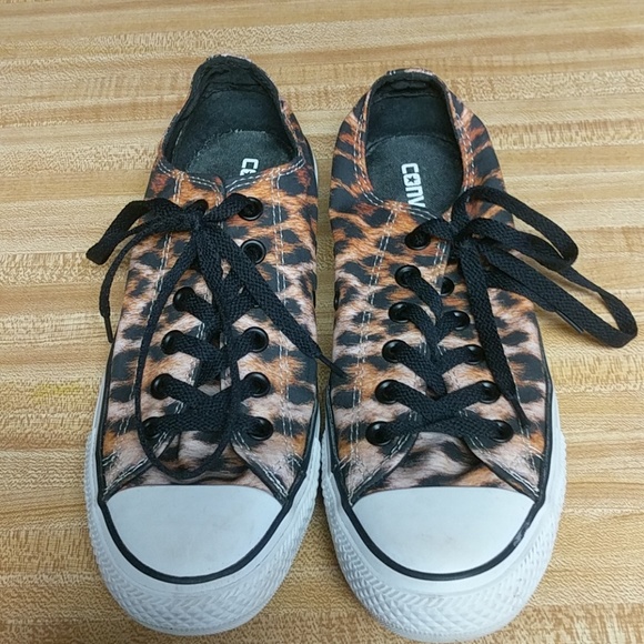 tiger print converse shoes